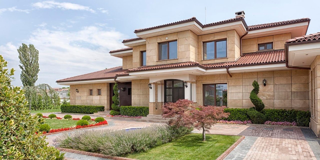 Reference project, single family house built with Porotherm