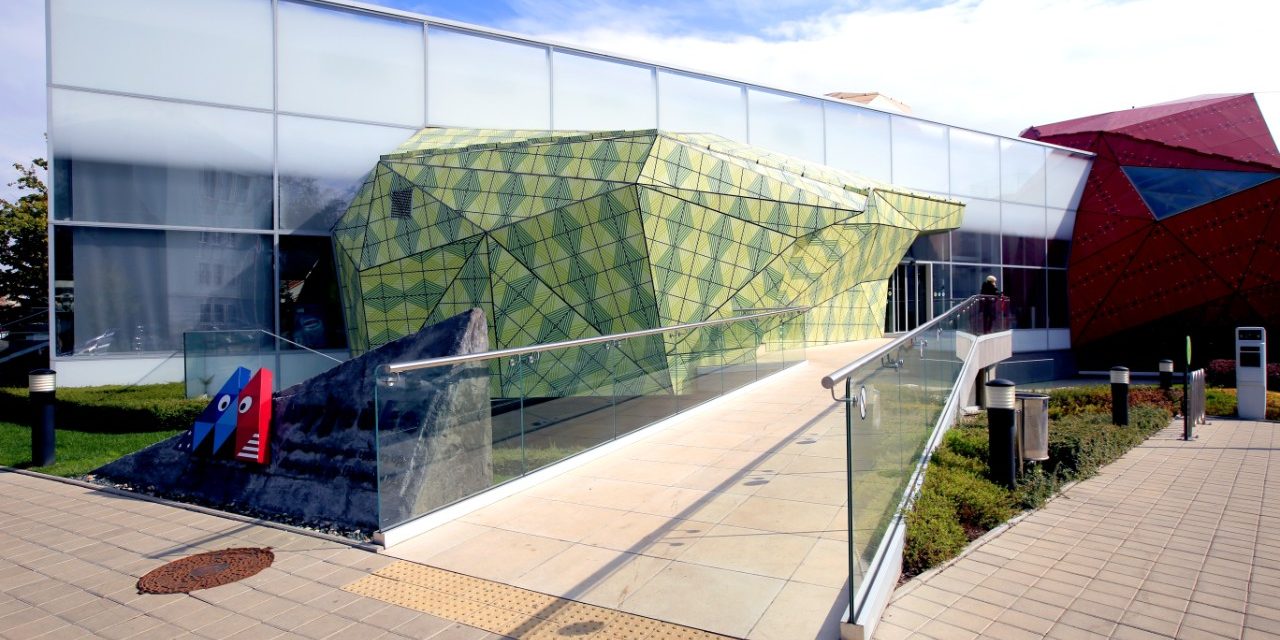 Reference project, public building, museum, Porotherm