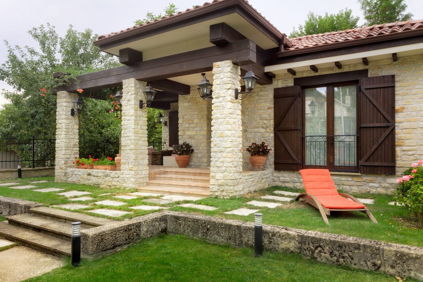 Вила в Мадара