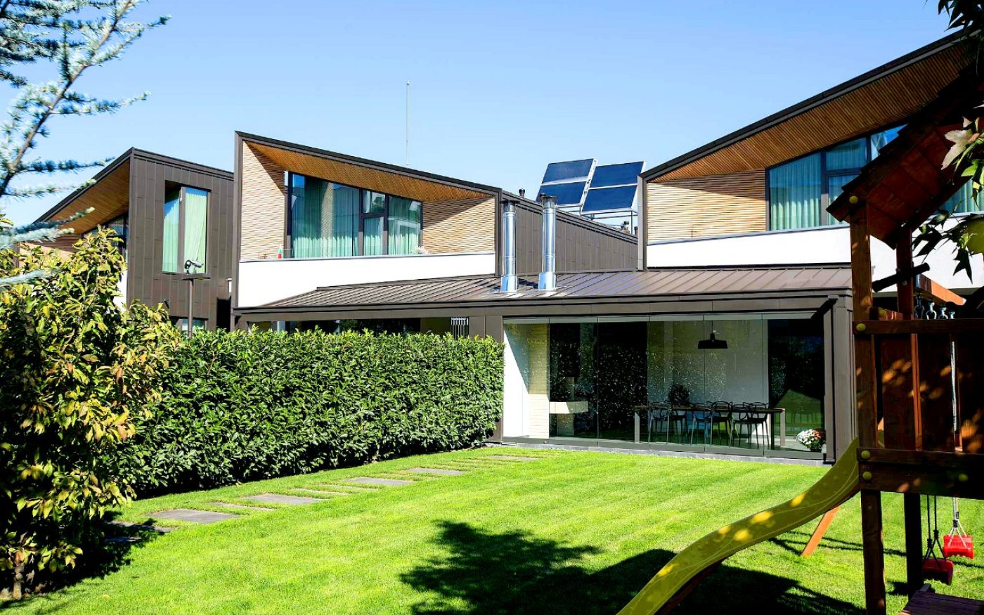 Редови къщи в София