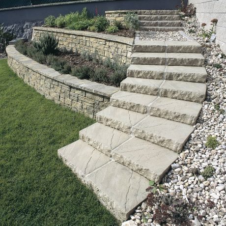 Референтен обект  Bradstone Old Town стъпало 45 x 35 x 10 cm - варовик