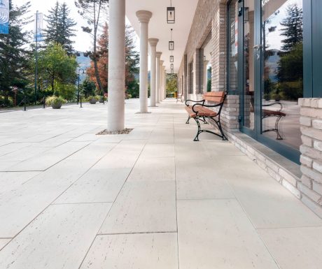 Lusso Tivoli плочи - кремаво бял