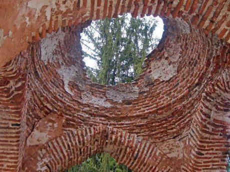 Казанлъшката куполна гробница