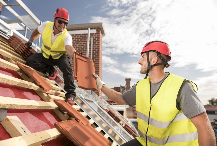 Полагане на керемиди