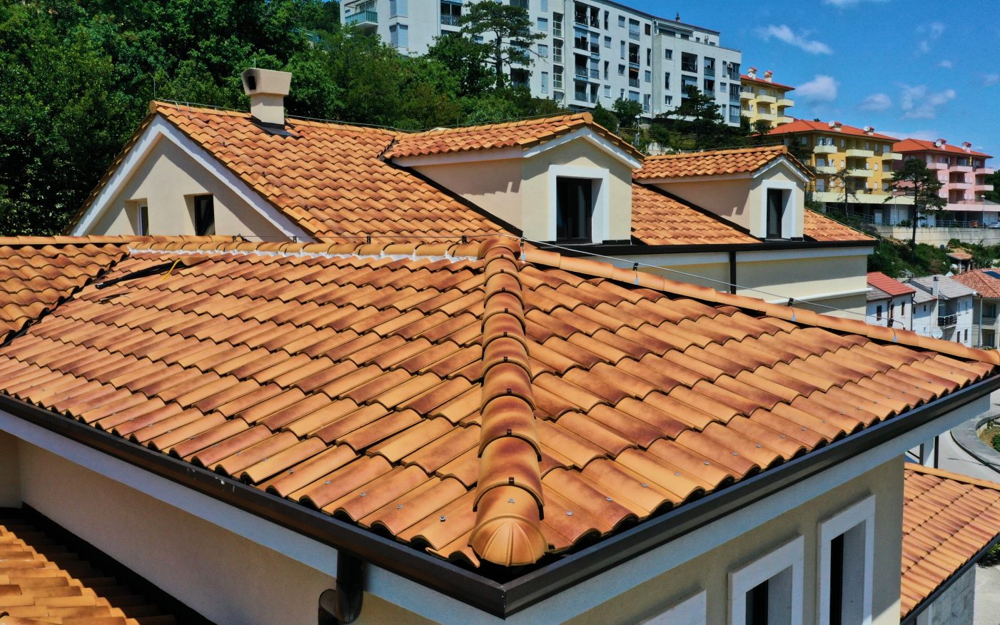 Покрив в средиземноморски стил, изграден с продукти на Wienerberger