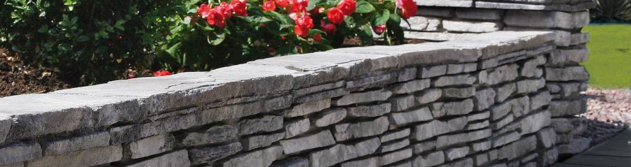 Композиоционна снимка Bradstone Milldale система за стени и огради - сив меланж