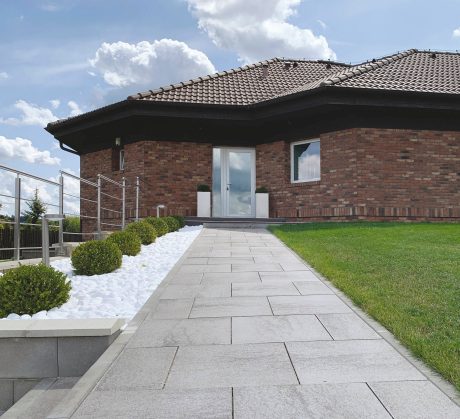 Reference Umbriano svetal granit