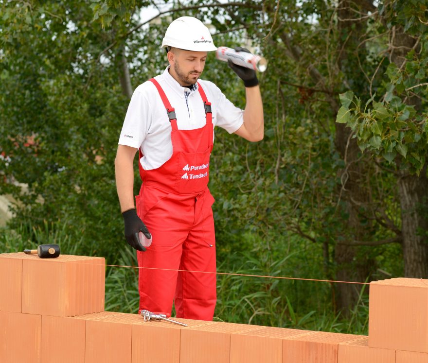 Подготовка на полиуретановото лепило