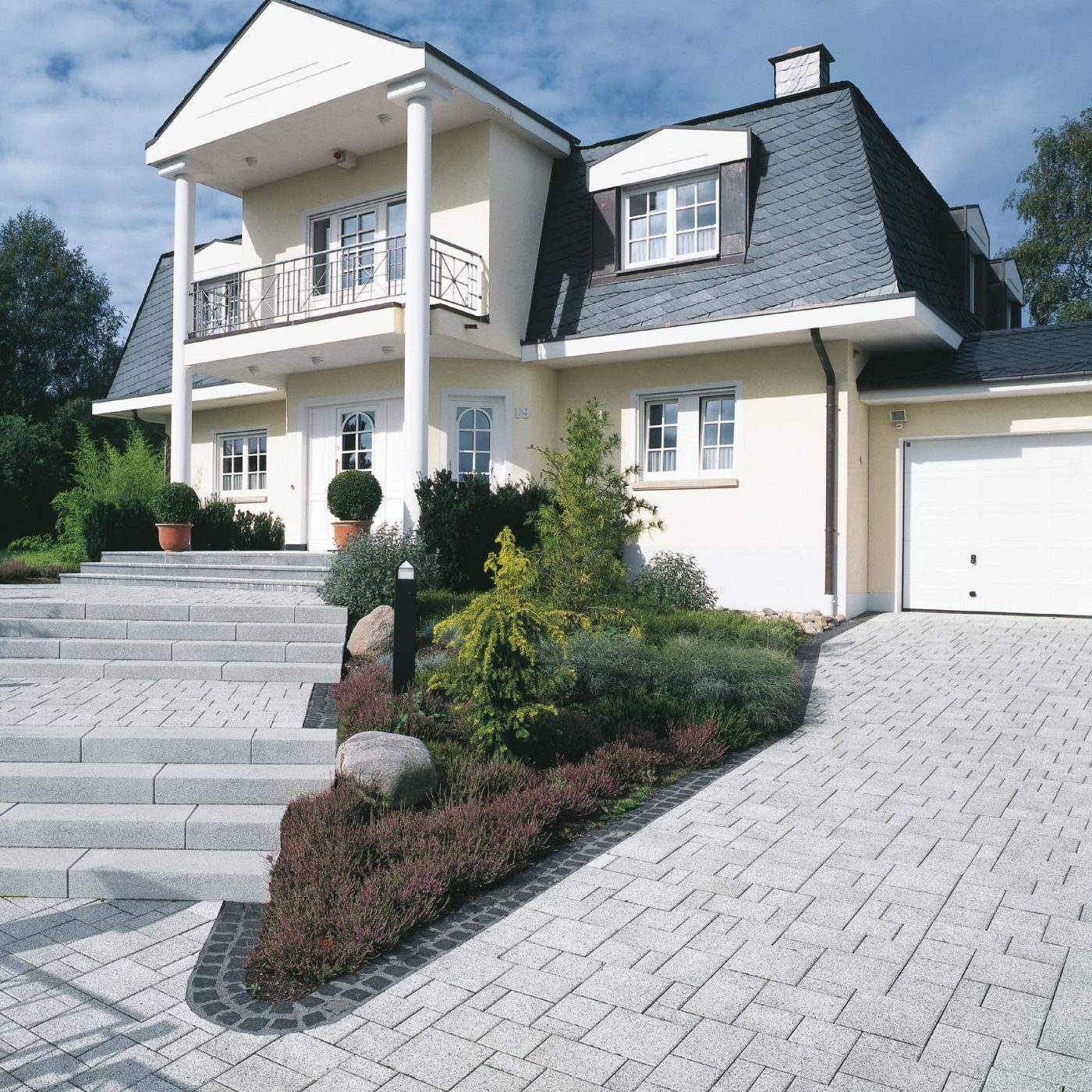 Composing picture LA LINIA паваж комбиниран формат - светъл гранит