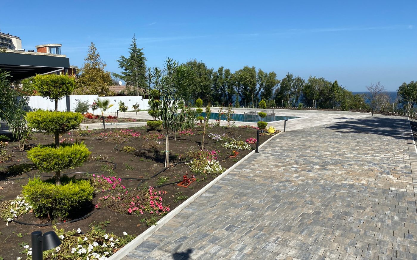 Хотел, Китен