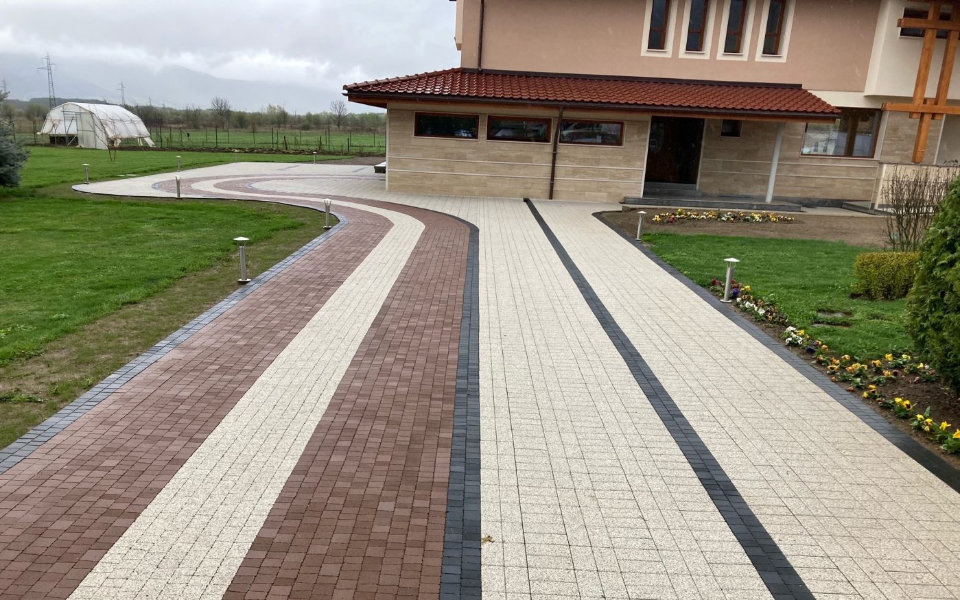 Референтен обект Ботевград Semmelrock