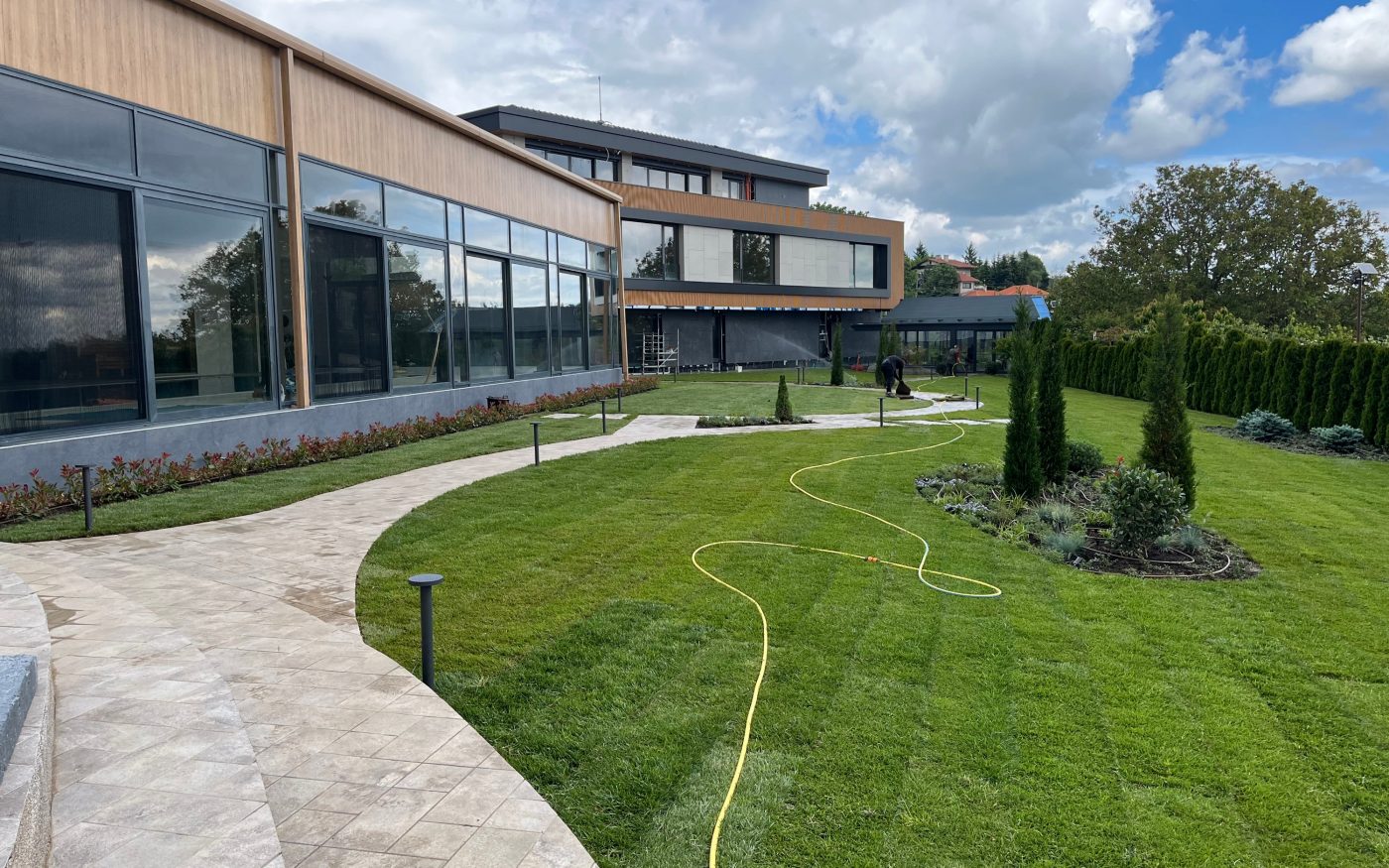 Частна къща, с. Момино