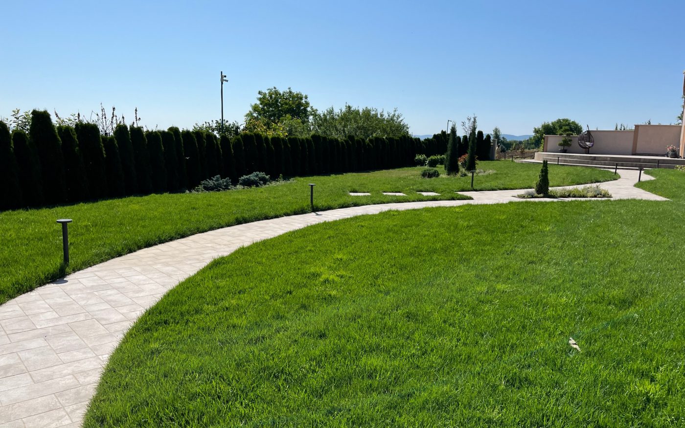 Частна къща, с. Момино