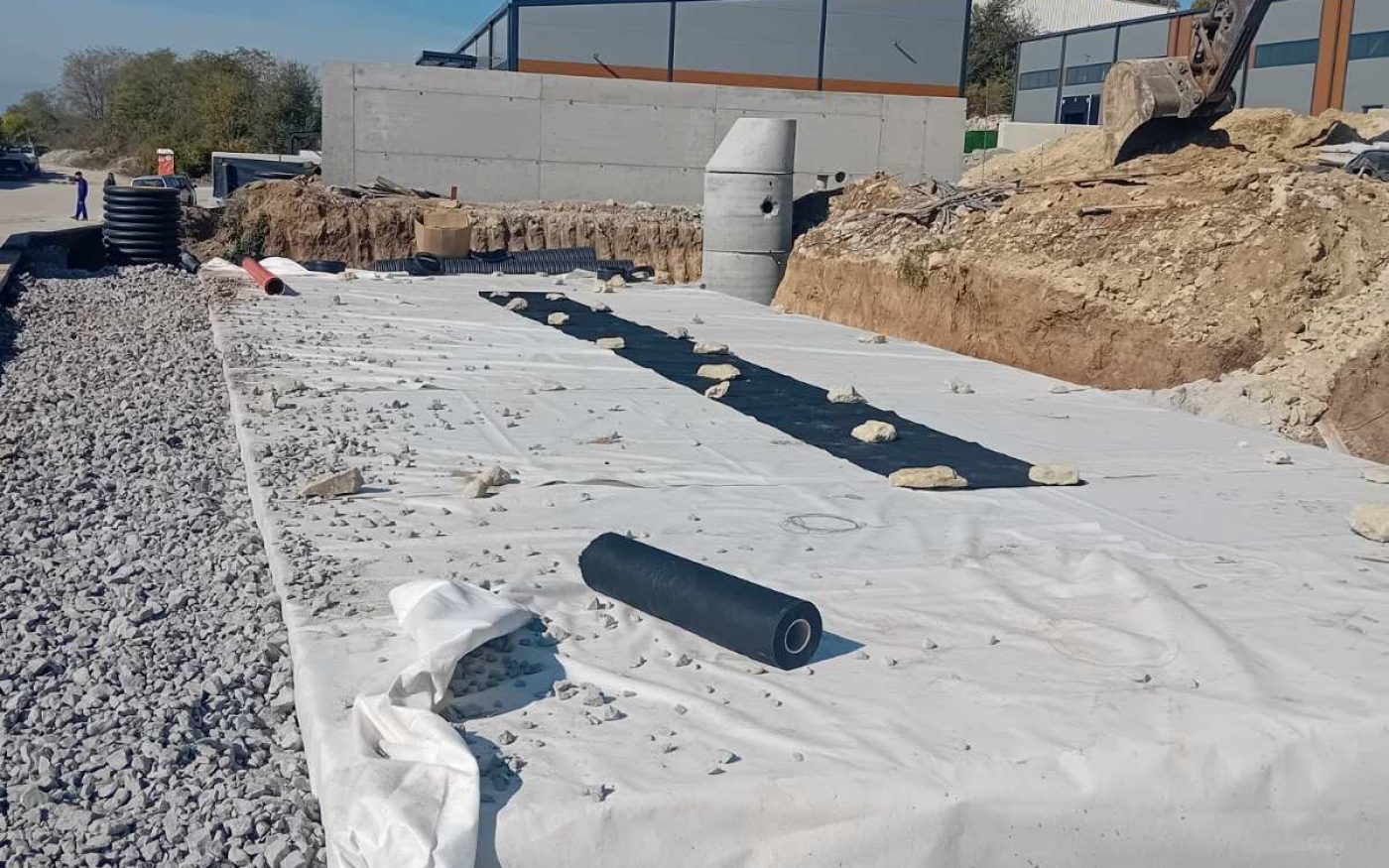 Търговски обект, Леденик