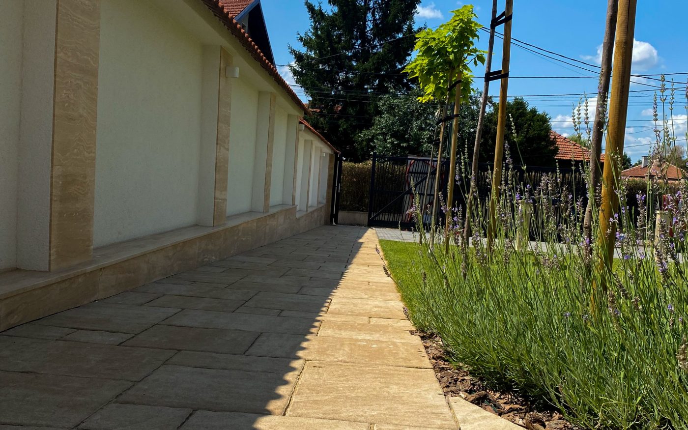 Многофамилна сграда, Бенковски