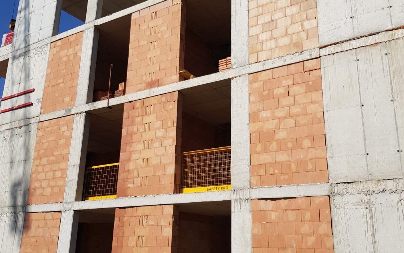 Многофамилна сграда, Tiffany