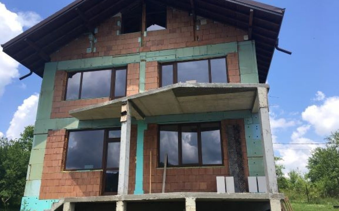 Еднофамилна къща в строеж