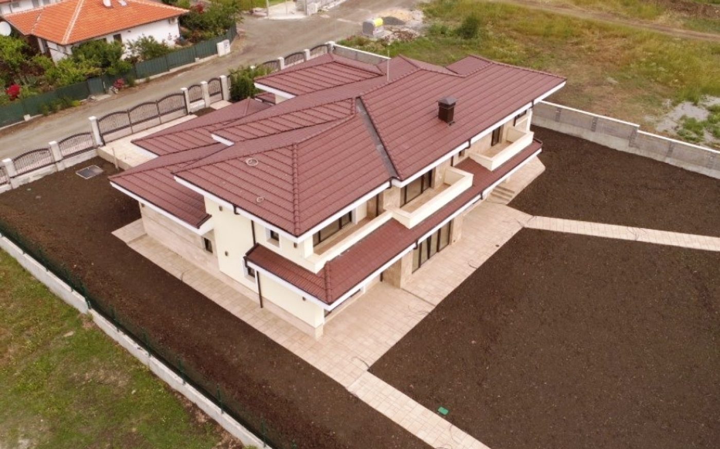 Еднофамилна къща в гр. Ветрен