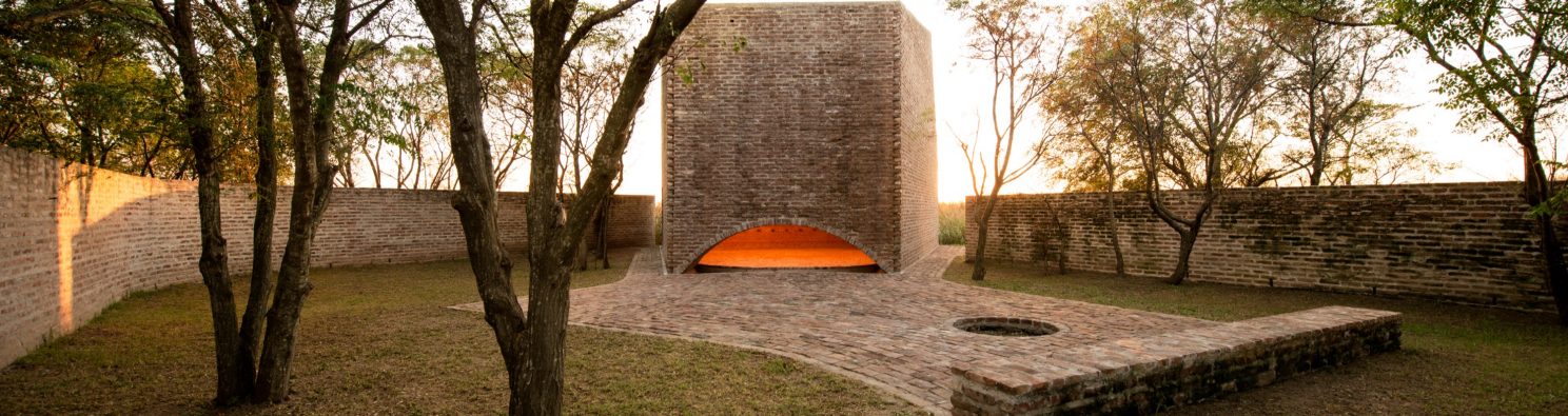San Bernardo Chapel with clay blocks; Brick Award 2018 Special Prize Winner Category "Sharing Public Spaces"; Nicolás Campodonico Estudio; Photo: Nicolás Esteban Campodonico