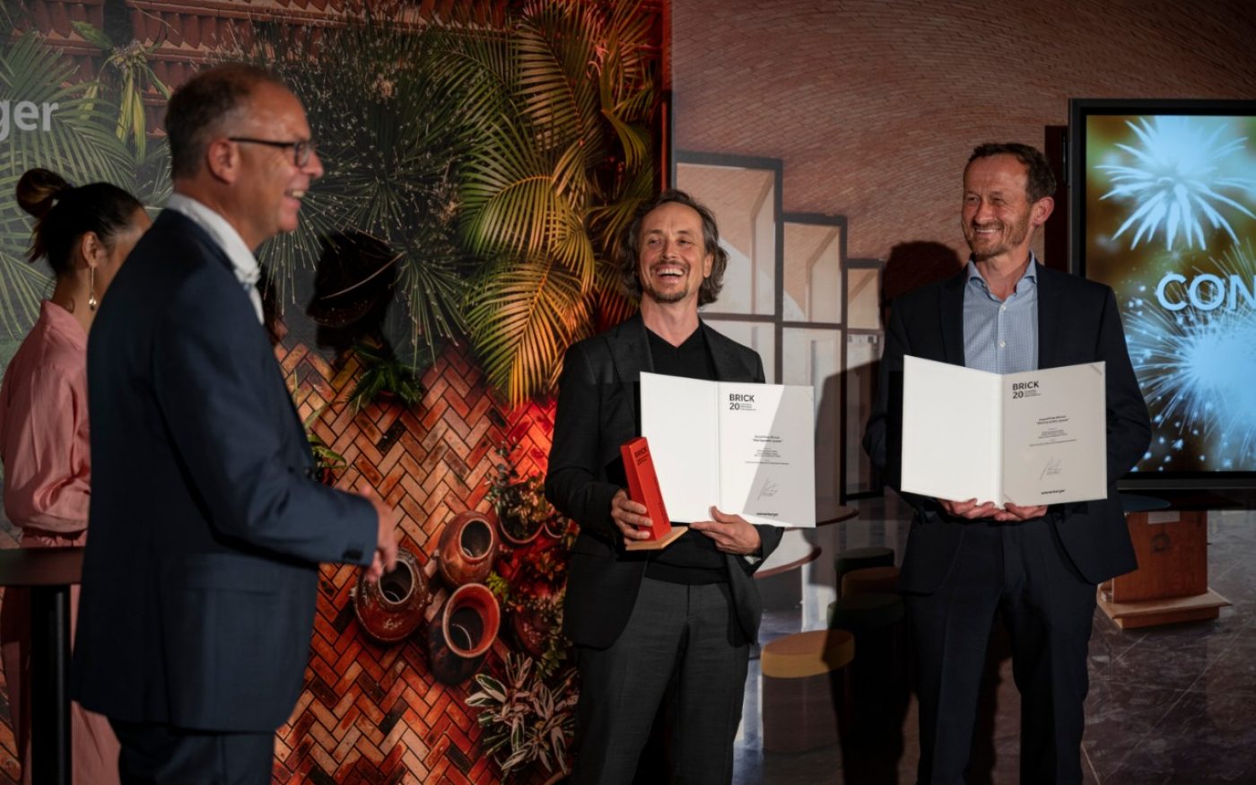 Heimo Scheuch with the Grand Prize winners Wojciech Małeccy and Michał Leszczyński