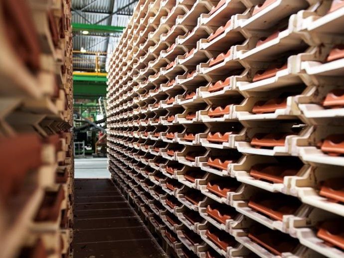 Производство с H касети в Канижа, Сърбия