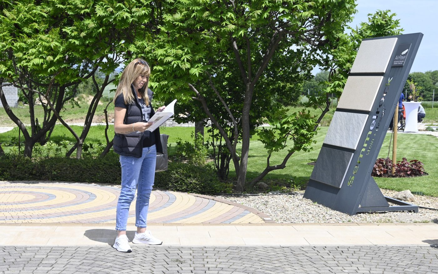 Откриване на разширена и обновена мострена градина